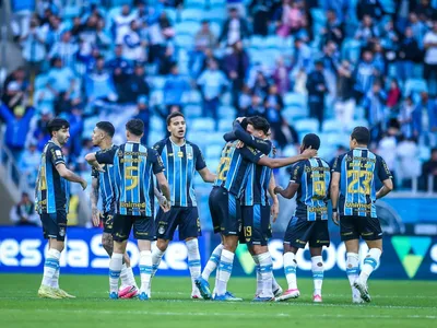 Herói da vitória vê Grêmio no caminho certo: "Com humildade, tudo se pode"