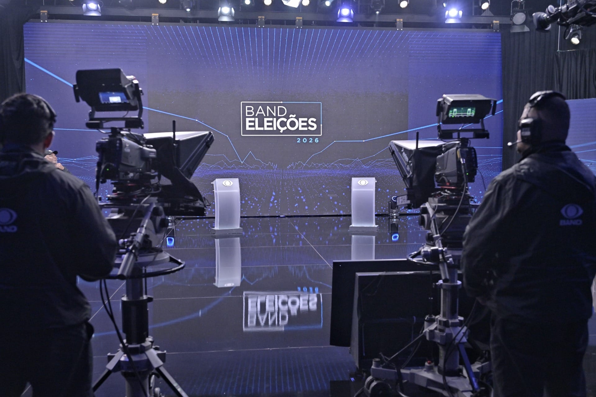 Haddad e Tarcísio chegam à Band para primeiro debate das eleições 2026
