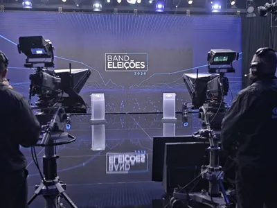 Candidatos ao governo de MG se enfrentam neste domingo no debate da Band
