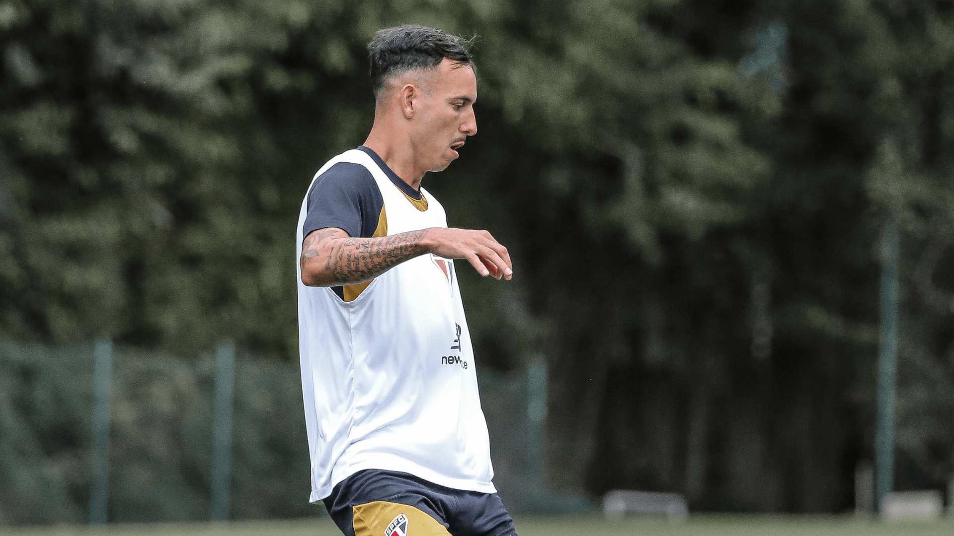 Iago revela conselho de Rogério Ceni antes de fechar com o São Paulo