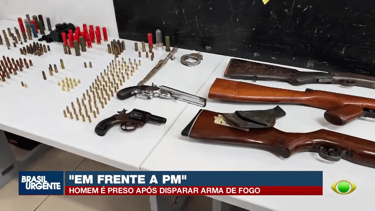 Homem é preso após disparar arma em frente a regimento da PM, em Curitiba
