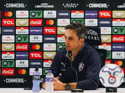 Zubeldía admite mau momento, mas confia em classificação do Fluminense