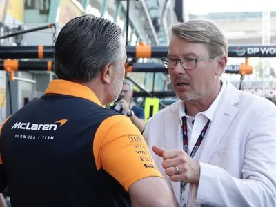 Hakkinen vê risco em possível ida de Verstappen à McLaren: “Por que mexer?”