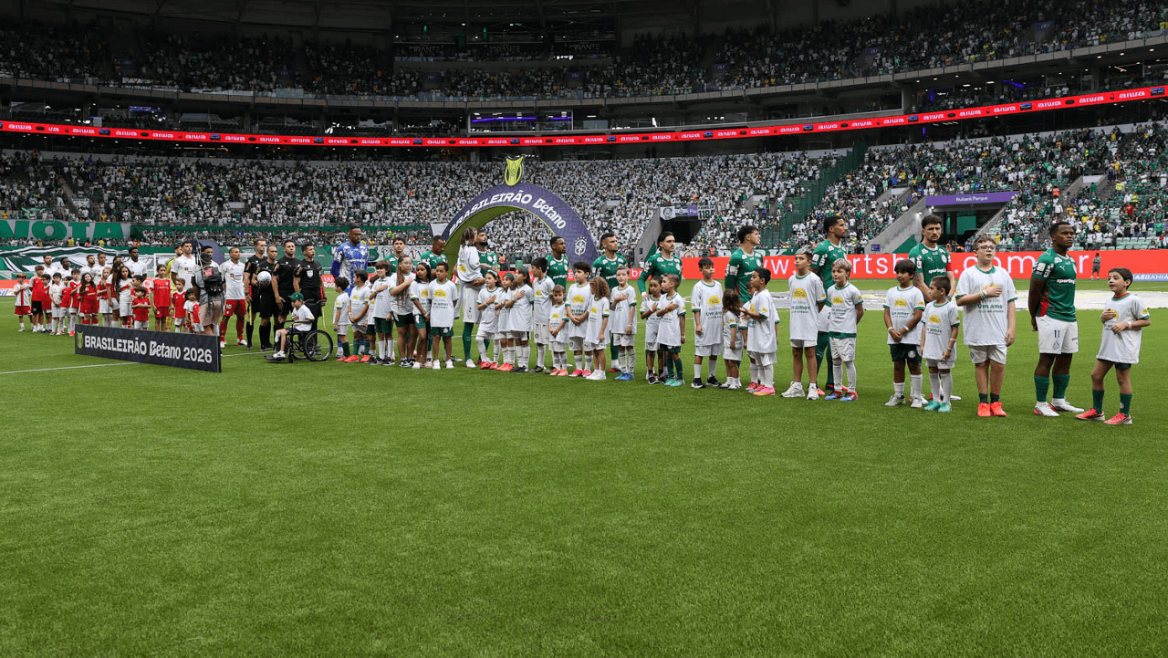 Banco encaminha acordo para assumir operação da arena do Palmeiras; confira