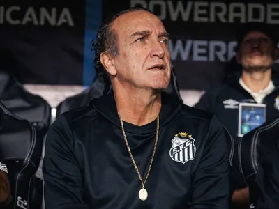 Cuca elogia elétrico Santos e despista sobre presença de Neymar no Equador