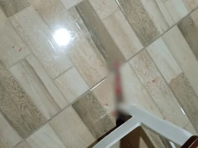 Polícia descarta suicídio e prende suspeito de matar mulher a facada