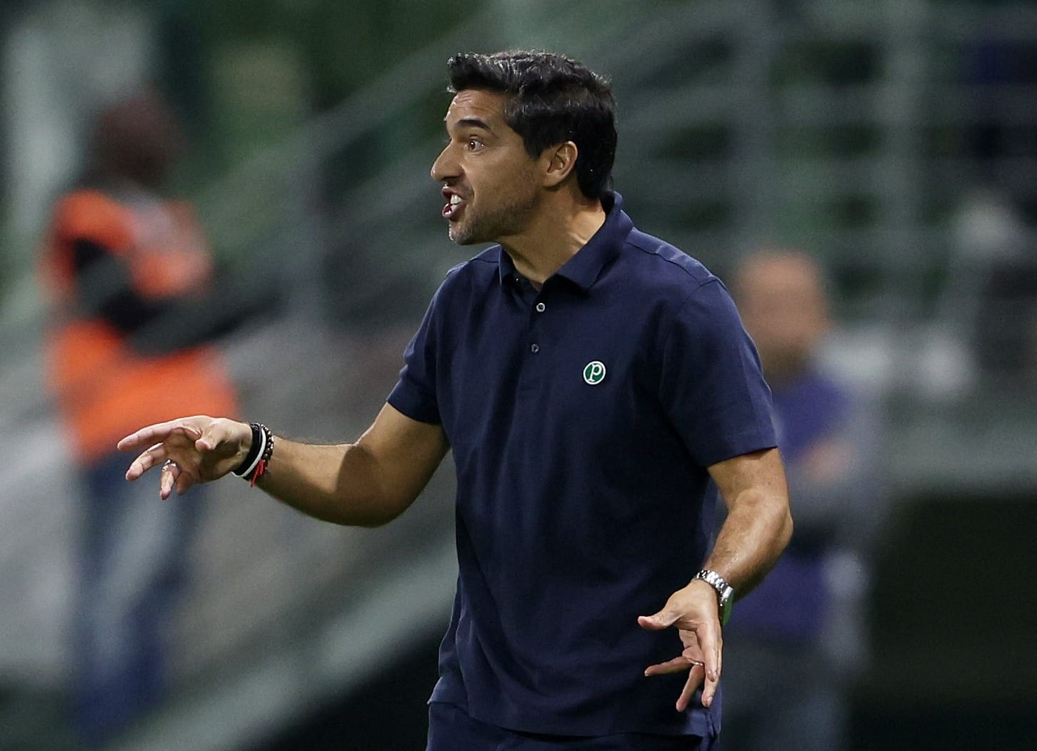 Abel admite fase ruim e pede calma: "Perdemos o jogo, não o título"
