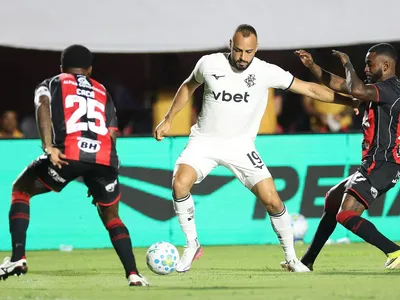 Vitória bate Botafogo no Barradão e ganha fôlego contra o Z-4 do Brasileiro
