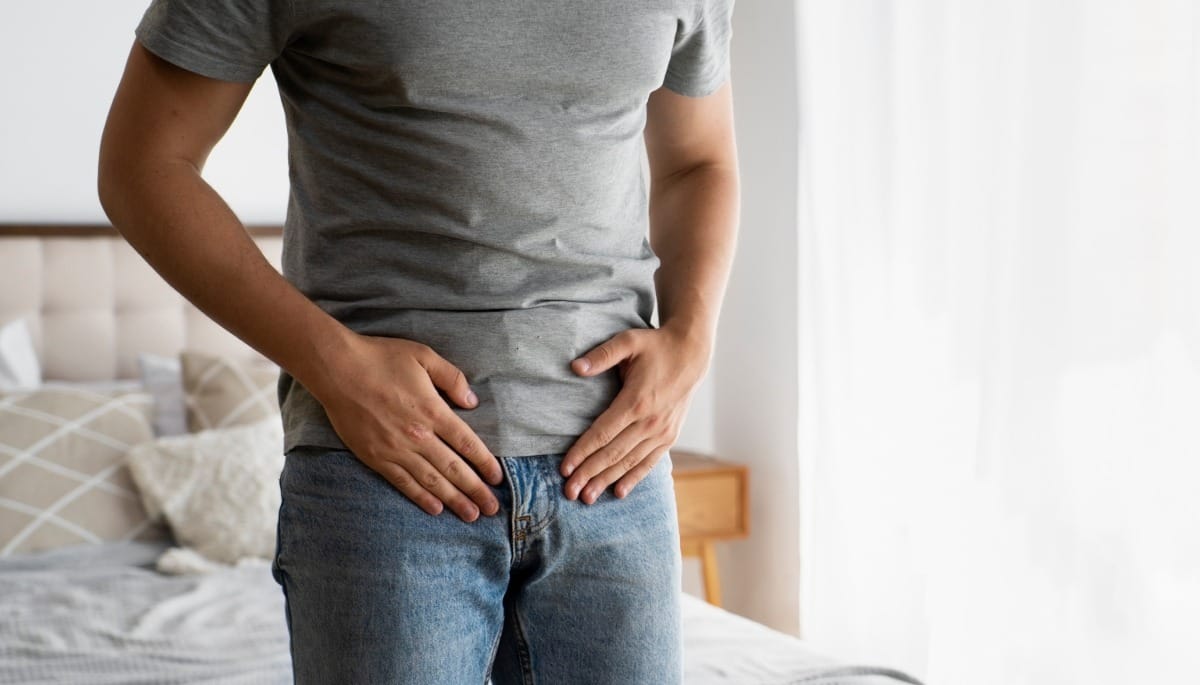 Acordar à noite para urinar pode indicar problema na próstata