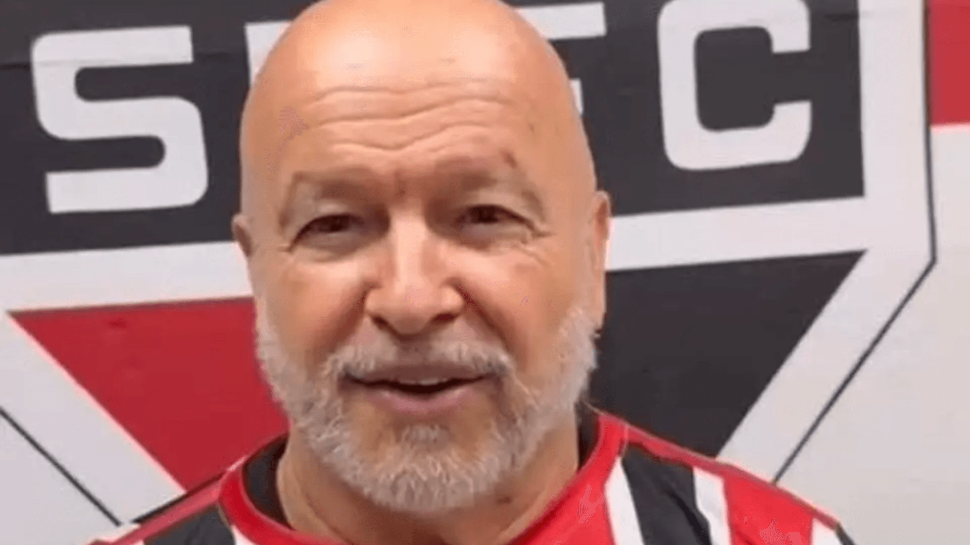 Expulso do São Paulo, ex-diretor tenta voltar ao clube na Justiça; entenda