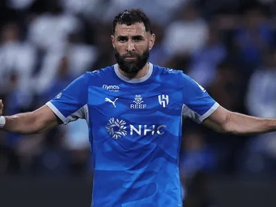 Benzema quer deixar Al Hilal, mas governo saudita dificulta saída; entenda