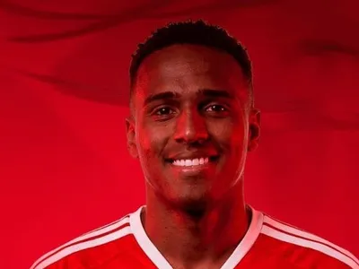 Inter anuncia contratação de atacante sueco; veja detalhes