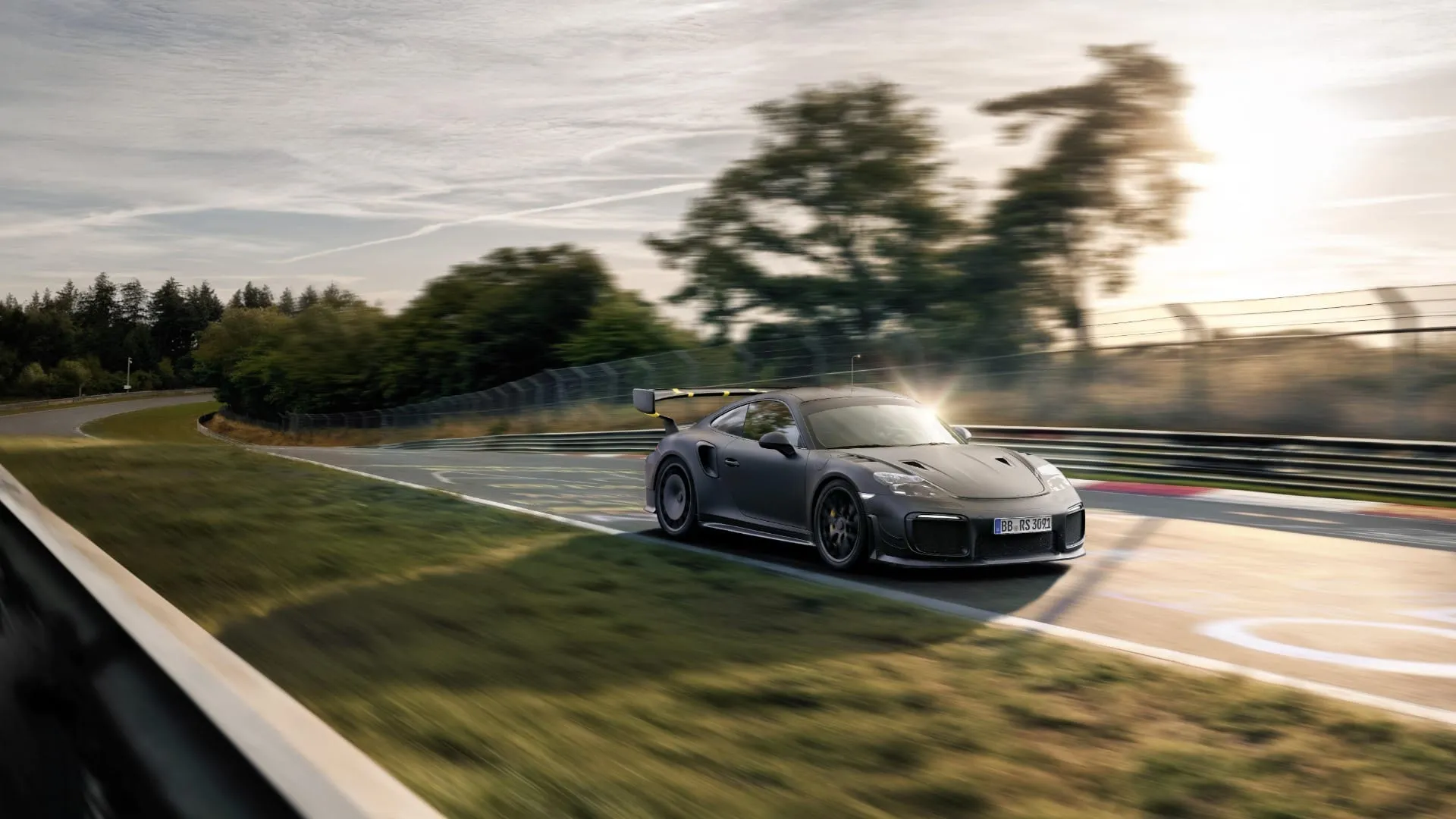 Porsche Flachbau RS passou por testes aerodinâmicos e completou 50 voltas em Nürburgring Nordschleife