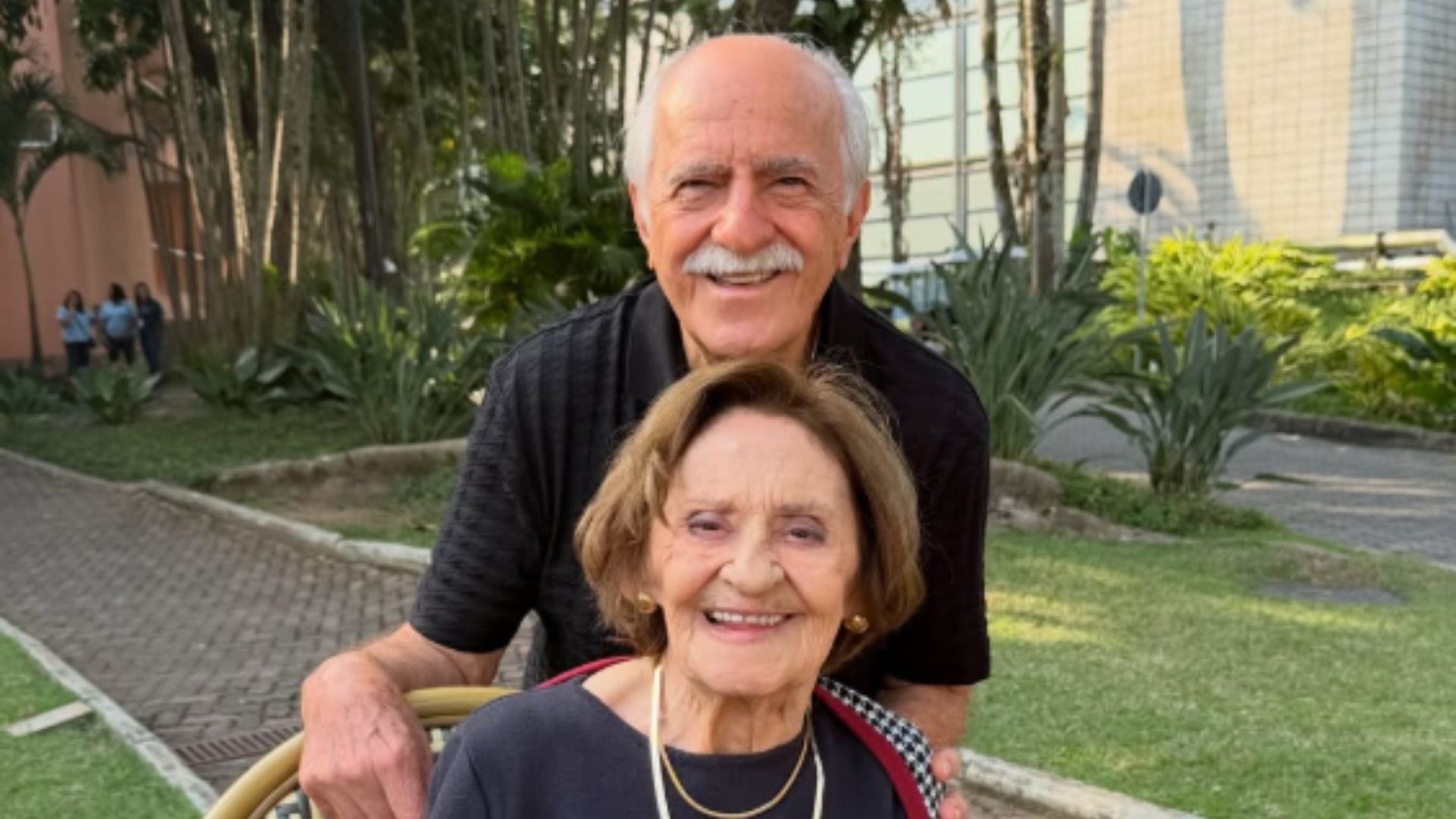 Ary Fontoura lamenta morte de Laura Cardoso: 'Foi uma surpresa'