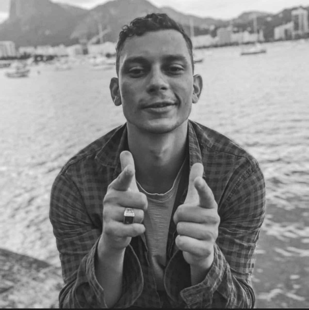 Homem morre após ser espancado em Copacabana; polícia investiga