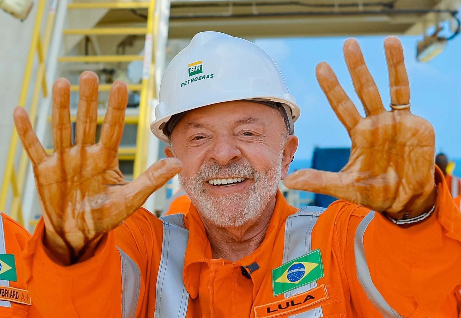 Imprensa mundial destaca descoberta de petróleo no AP e ambiguidade de Lula