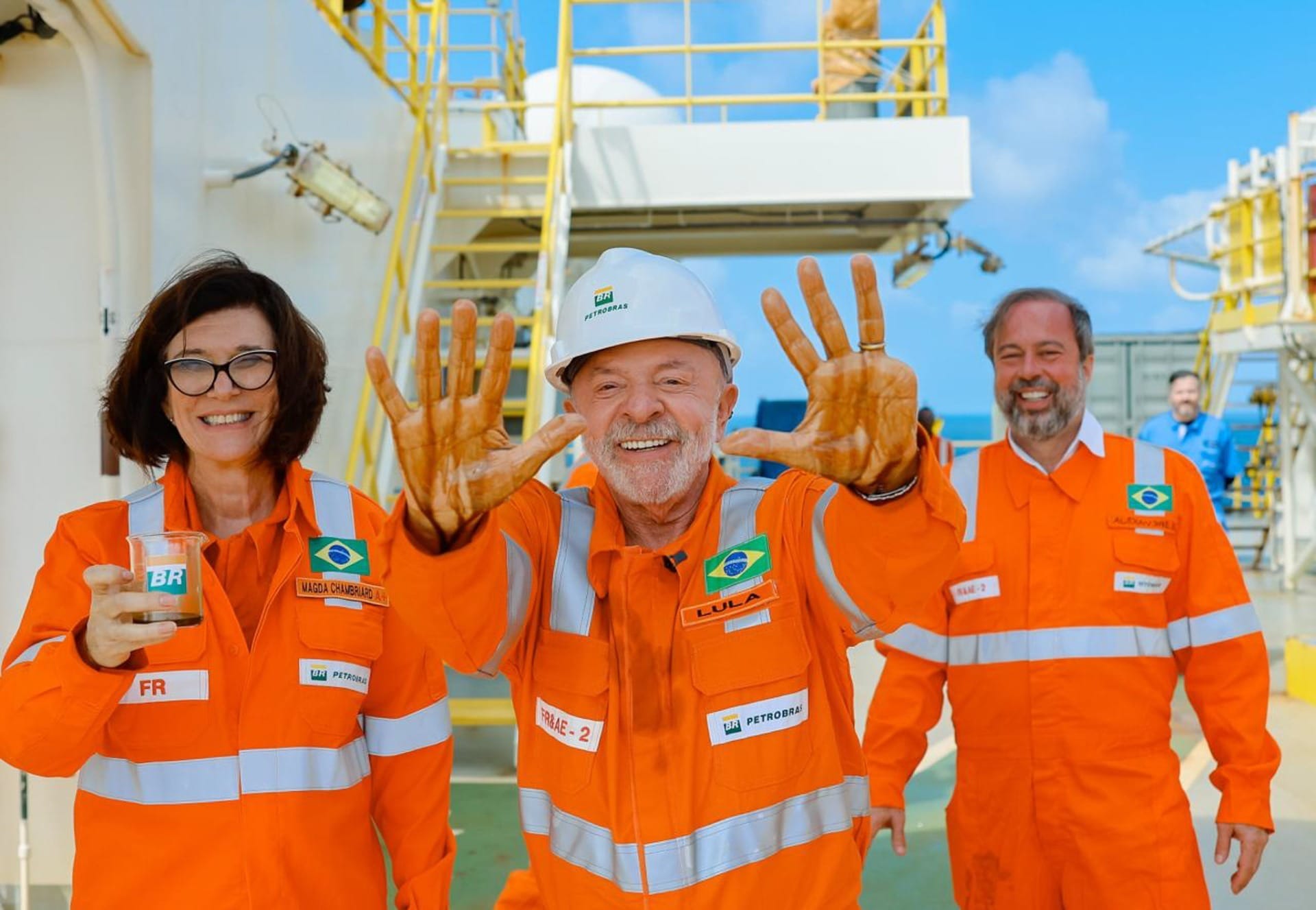 Lula chama presidente da Petrobras de "rainha do Brasil" por descoberta - QTU Questões do Universo