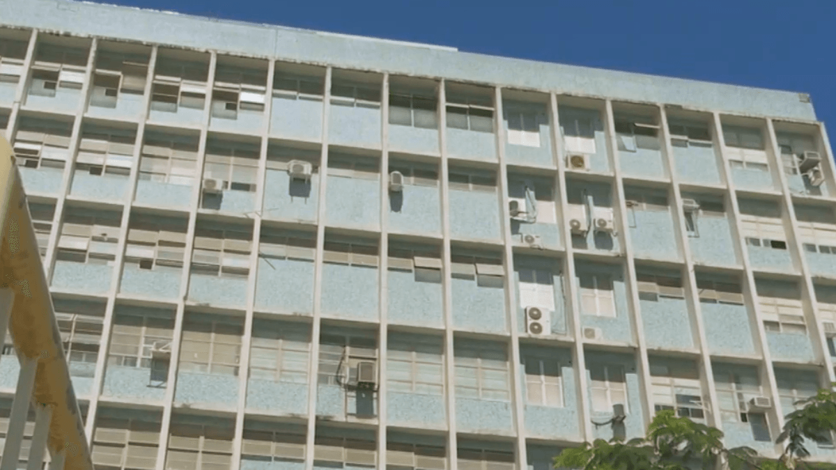 Faculdade de Salvador (BA) cria código de vestimenta e gera polêmica