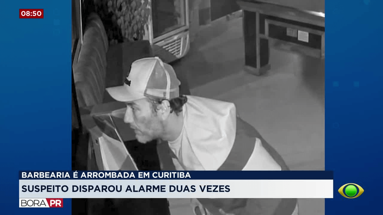 Câmeras flagram furto e tentativa de golpe em barbearia de Curitiba