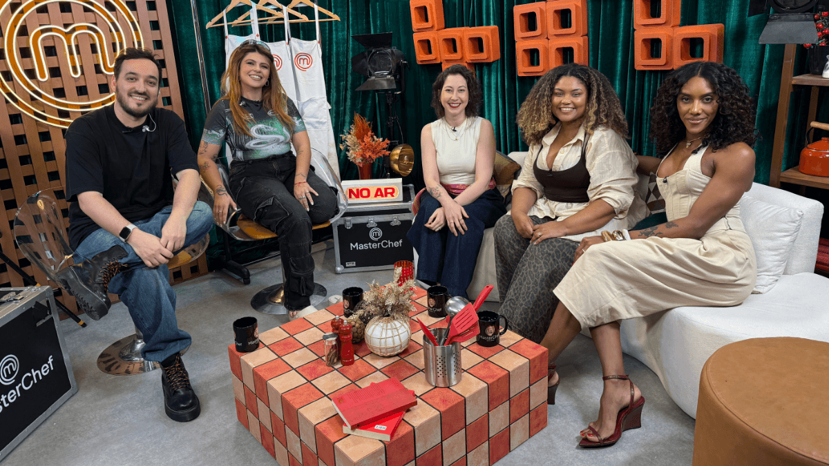 'MasterChef: A Live' comenta saída de Taís com Sasha Vilela e Laura Marise