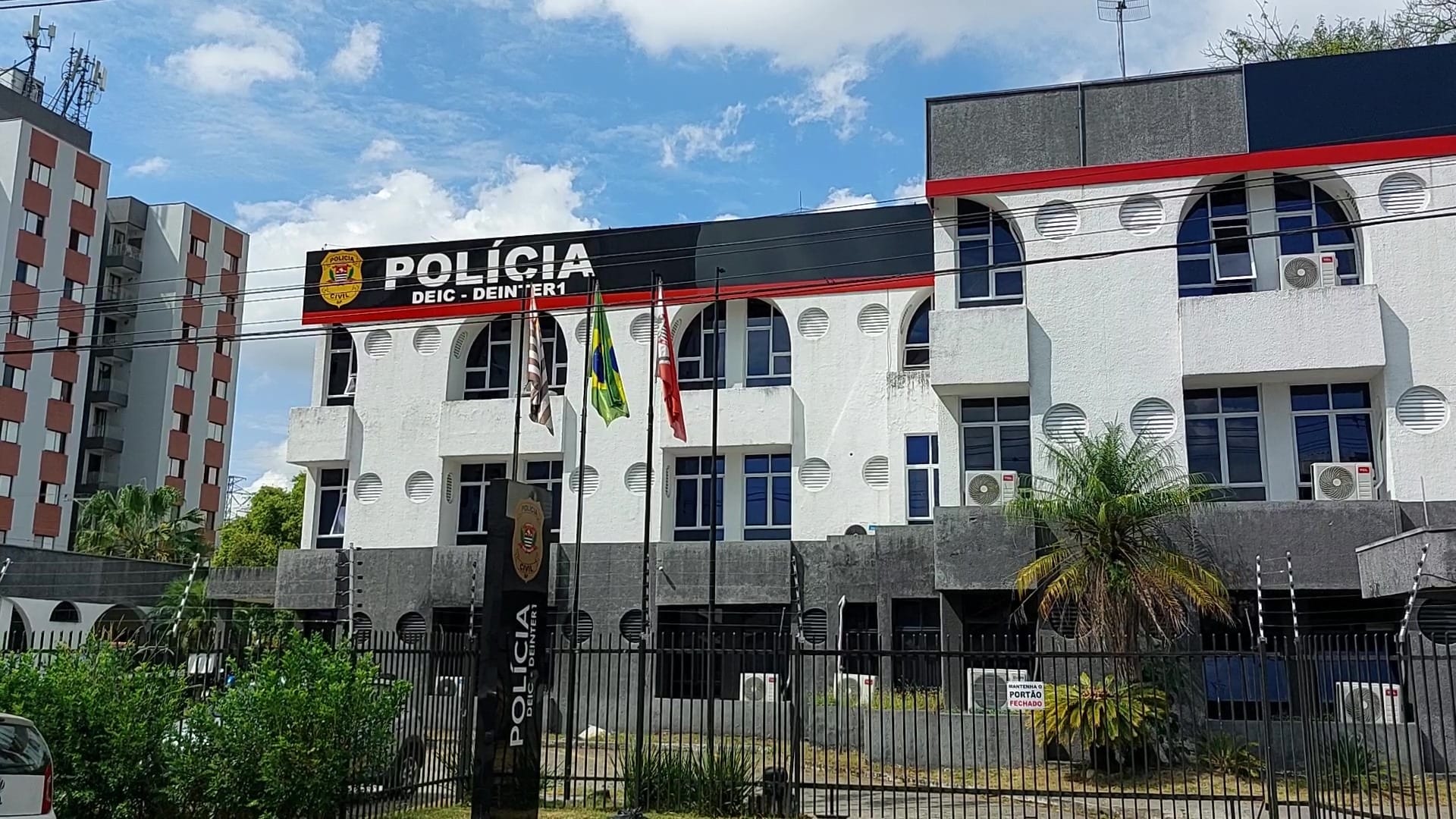 Acidente na Rodovia Monteiro Lobato mata jovem e fere outro em SJCampos - QTU Questões do Universo