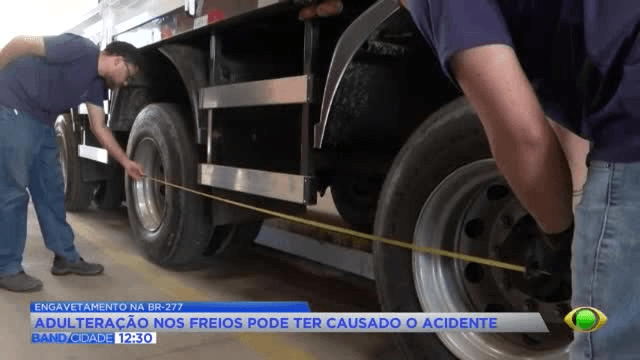 Freio isolado em caminhão pode ter causado engavetamento