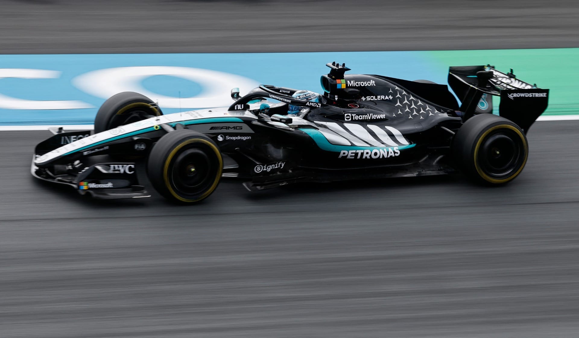 Russell bate Norris e leva pole da sprint do GP da Holanda; Bortoleto é 9º