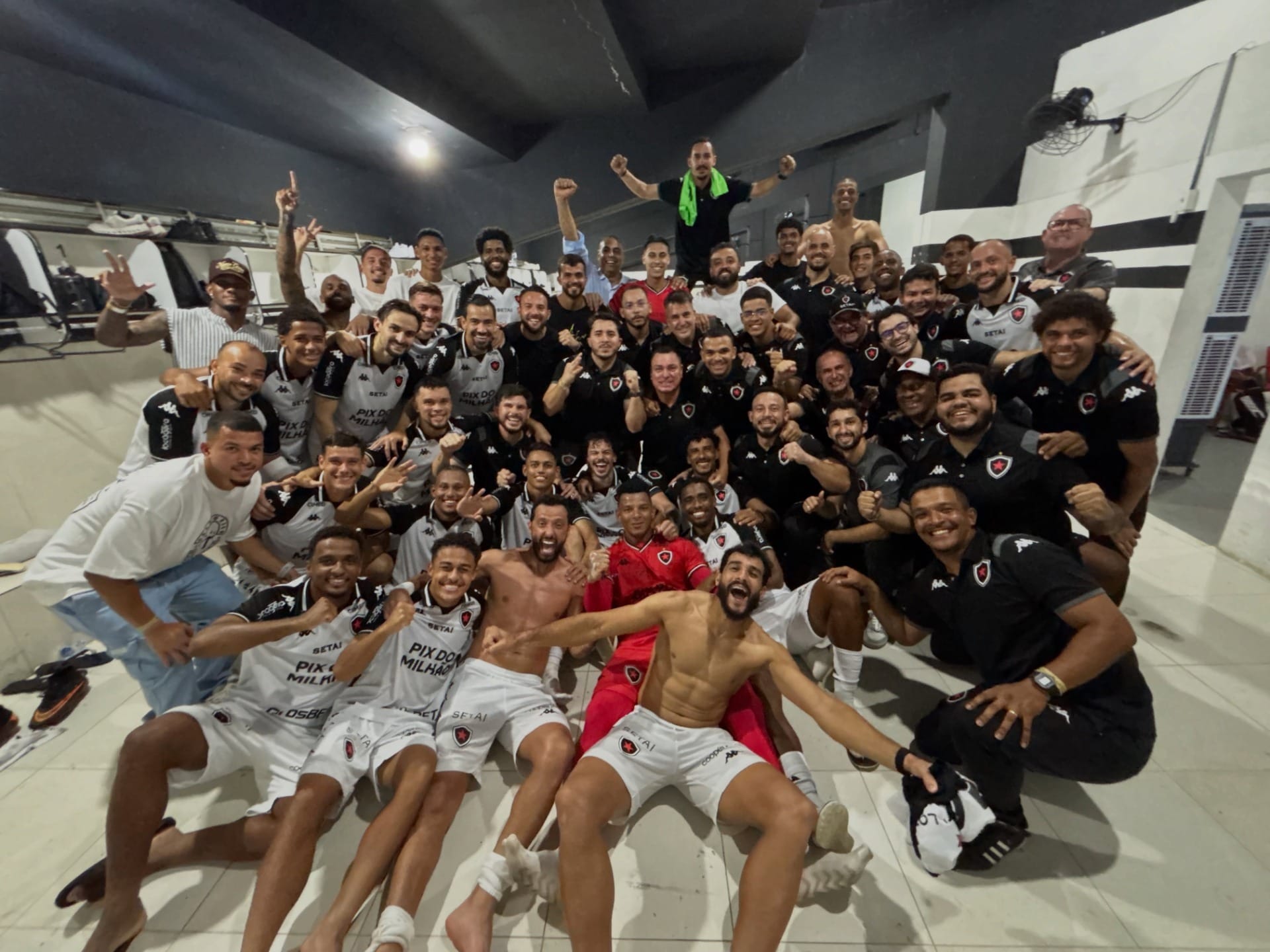 Série C: Botafogo-PB assume liderança e Anápolis-GO deixa o Z4 - QTU Questões do Universo