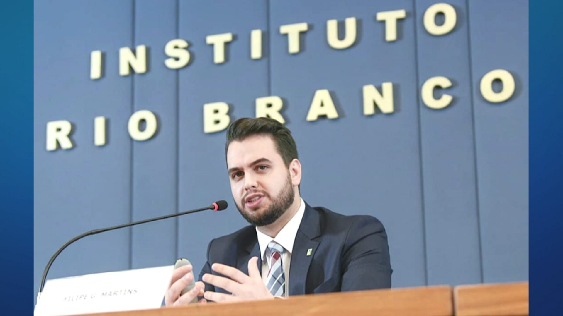 Justiça dos EUA diz que registro usado para prender Filipe Martins é falso
