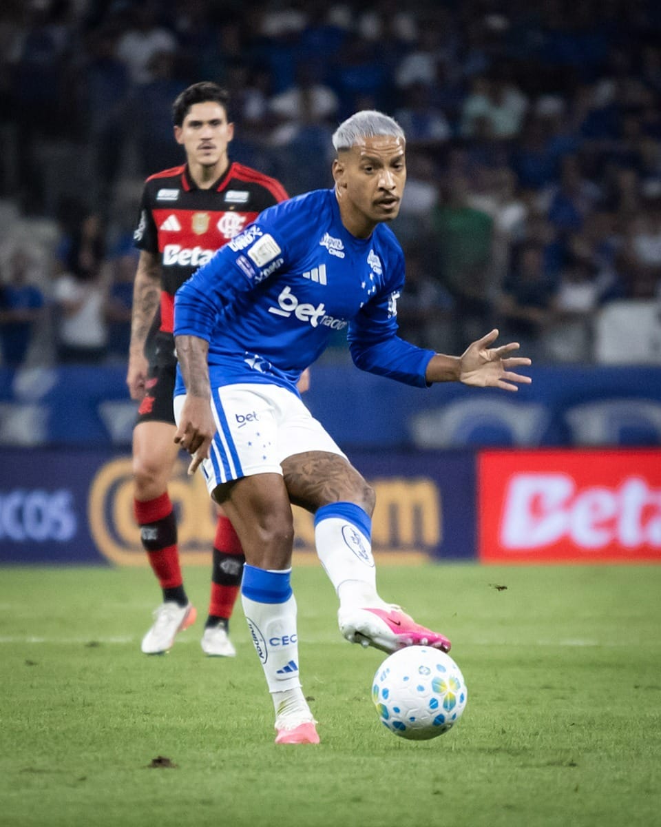 M. Pereira exalta vitória sobre Flamengo: "Era importante dar uma resposta" - QTU Questões do Universo