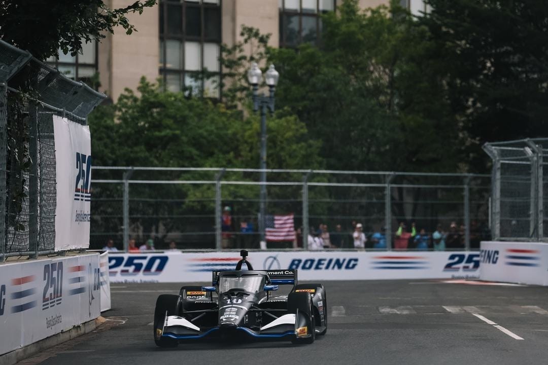 Palou crava pole position em Washington e pode ser campeão nesta etapa - QTU Questões do Universo