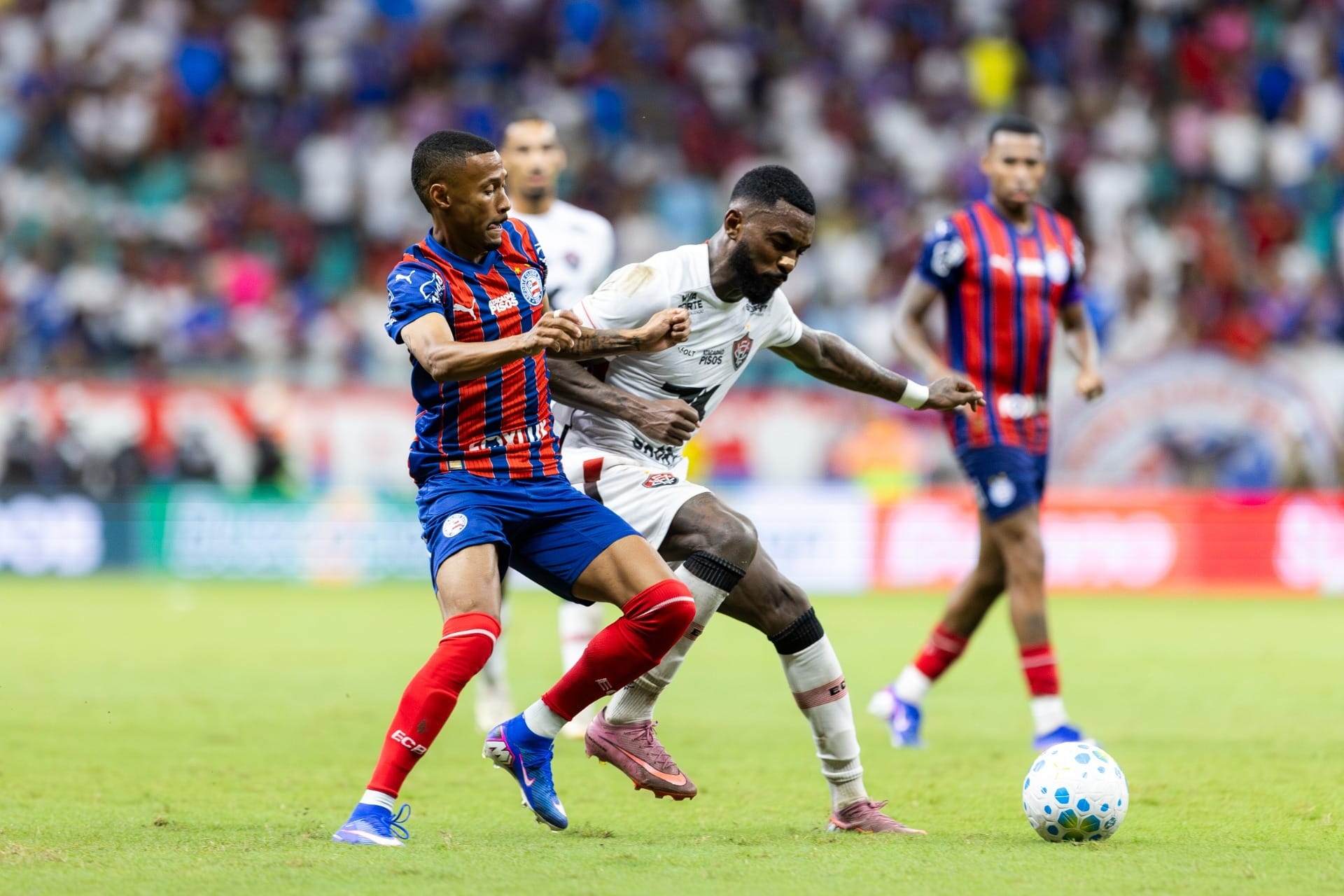 Vitória e Bahia fazem Ba-Vi de "seis pontos" no Brasileirão; veja times - QTU Questões do Universo