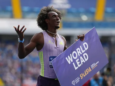 Alison dos Santos vence 400m com barreiras e bate recorde do ano; confira