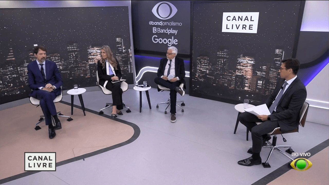Debate não é ruim para líderes de pesquisas, avaliam especialistas - QTU Questões do Universo