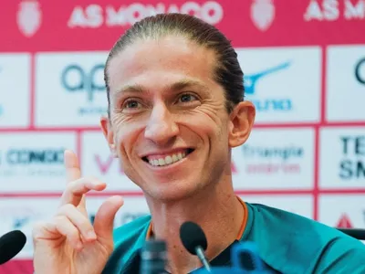 Filipe Luís sofre, mas vence em estreia do Monaco no Francês; veja lances