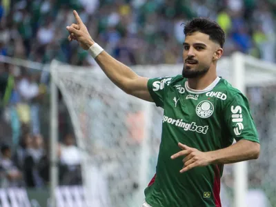 Palmeiras atropela Vasco em 10 minutos e abre vantagem na ponta; assista