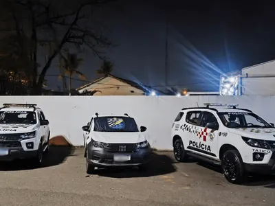 Jovem é preso em Rio Claro com carro usado para arrastar vítima de roubo