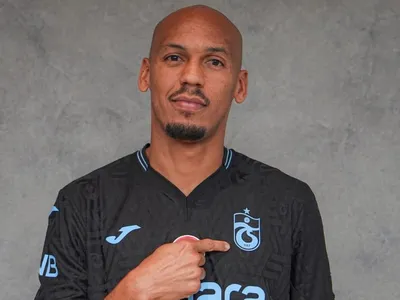Trabzonspor anuncia a contratação de Fabinho e frustra clubes brasileiros