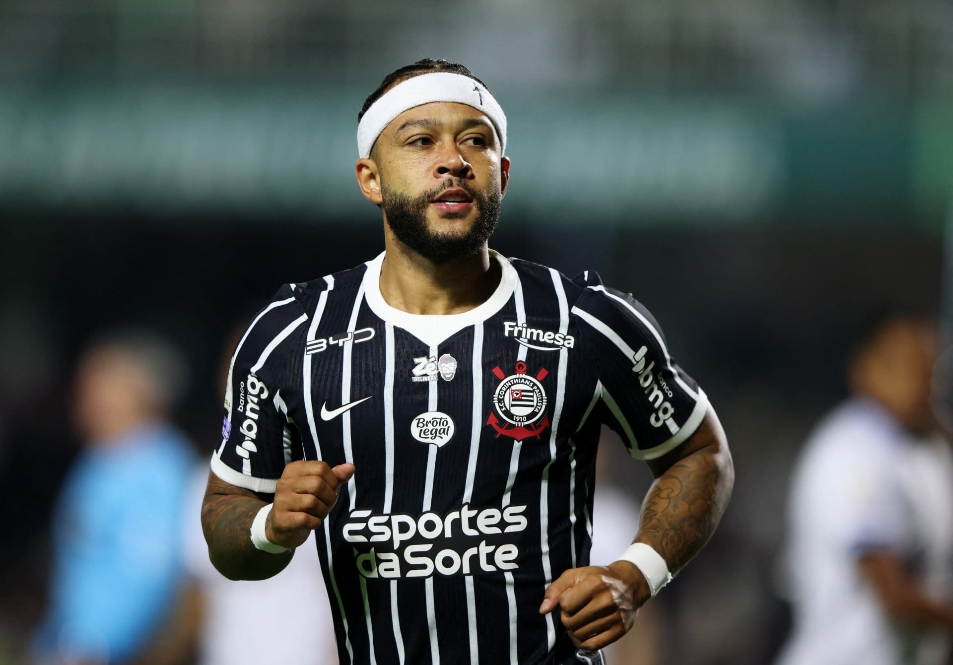 Contrato de Memphis tem cláusula contra política no Corinthians; entenda - QTU Questões do Universo