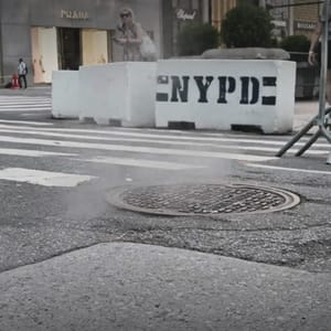 FBI apura novo aparecimento de grupo saindo de bueiro em Nova York