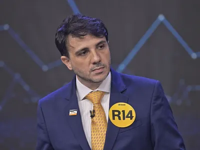 Renan diz não se arrepender de falas contra Lula, mas que não repetiria