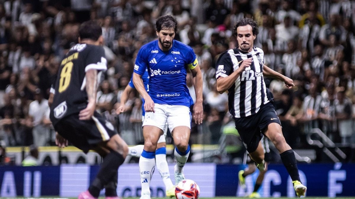 Cruzeiro e Atlético-MG se enfrentam desfalcados; veja prováveis escalações