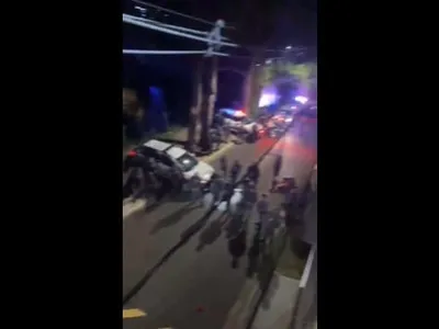 Jovem é baleado em abordagem policial em SP; versão dos PMs é contestada