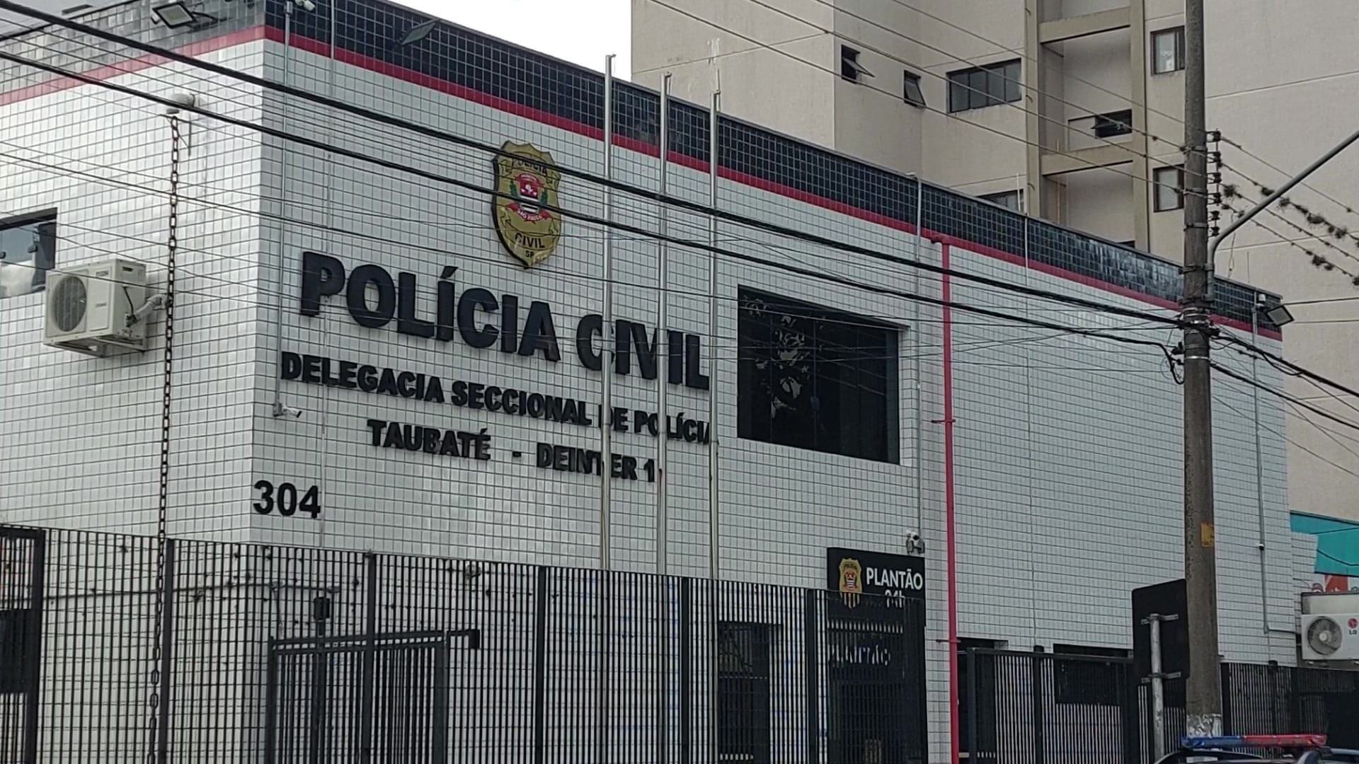 Taubaté: Homem é preso ao furtar a mesma farmácia duas vezes no mesmo dia - QTU Questões do Universo