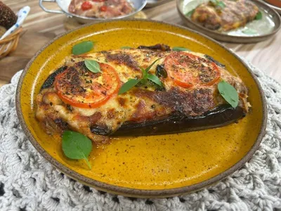 Como preparar berinjela à parmegiana? Aprenda clássico delicioso sem forno