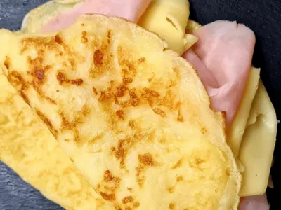 Prepare um crepe de pão de queijo para um café da manhã reforçado