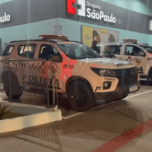 Assalto a farmácia termina com criminoso baleado na Zona Sul de São Paulo
