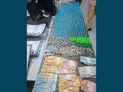 Dupla é detida com mais de mil porções de drogas em Salto de Pirapora