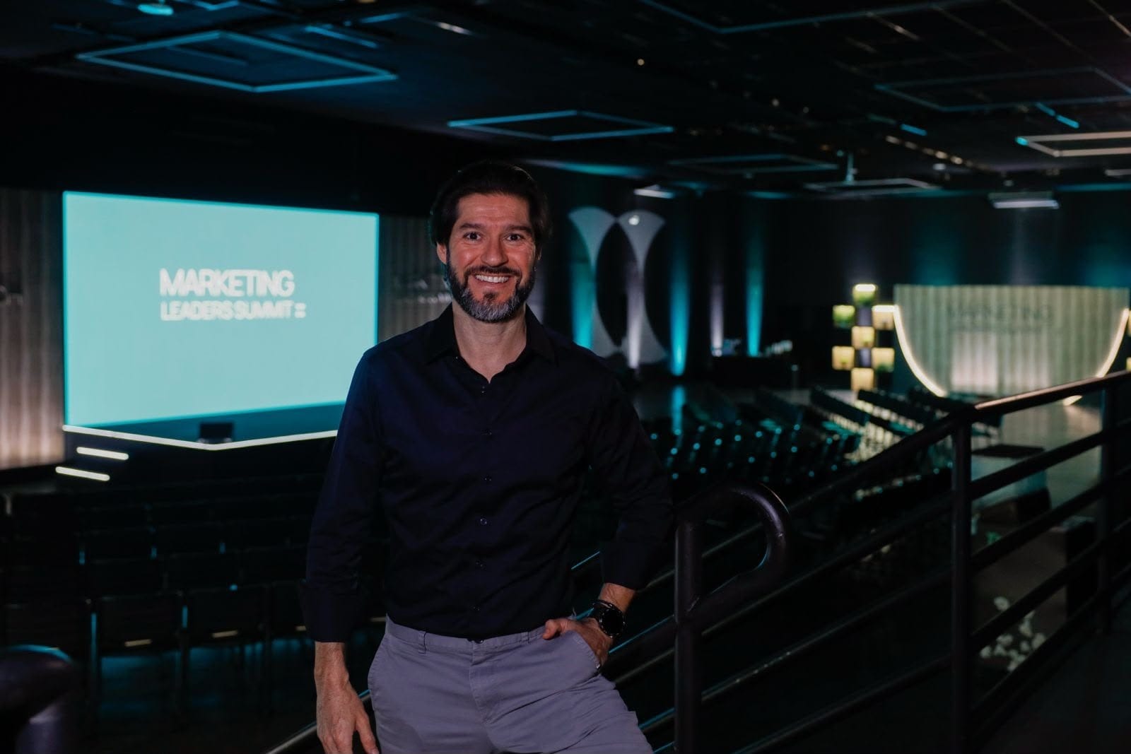 Summit reunirá 150 líderes de marketing para debater cenários e tendências - QTU Questões do Universo