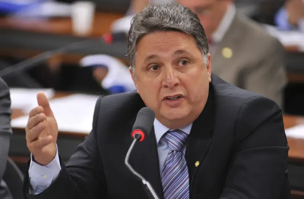 Procuradoria pede rejeição da candidatura de Anthony Garotinho